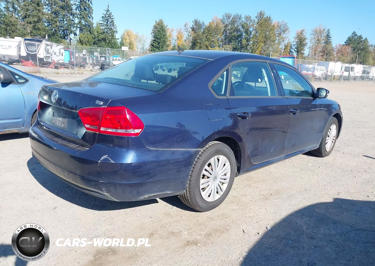 2015 Volkswagen Passat 1.8T S VIN:1VWAT7A3XFC076648 - 4
