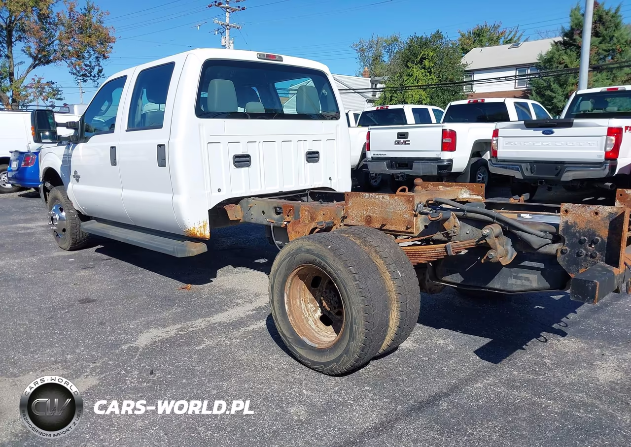 2014 Ford F-350 Chassis Xl VIN:1FD8W3HT3EEB20317 - 3