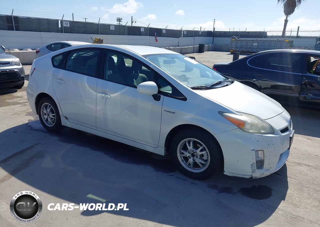 2011 Toyota Prius Three