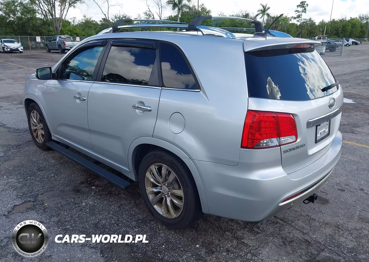 2011 Kia Sorento Sx V6 VIN:5XYKW4A23BG175435 - 3