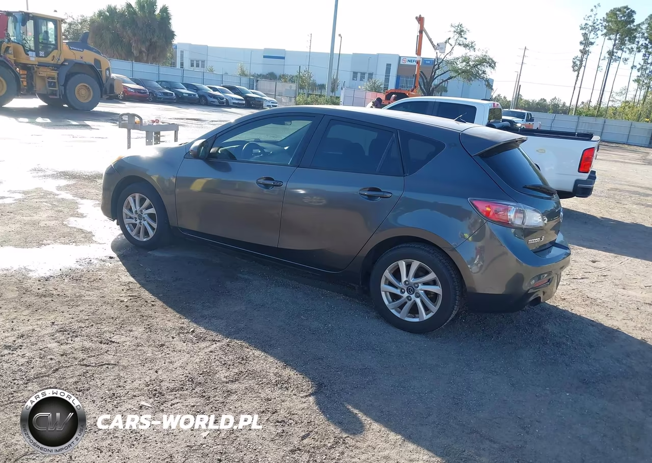 2013 Mazda Mazda3 I Touring VIN:JM1BL1L75D1786859 - 3