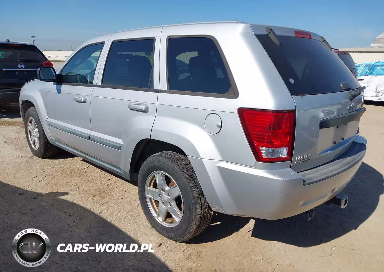 2007 Jeep Grand Cherokee Laredo VIN:1J8GS48K67C663452 - 3