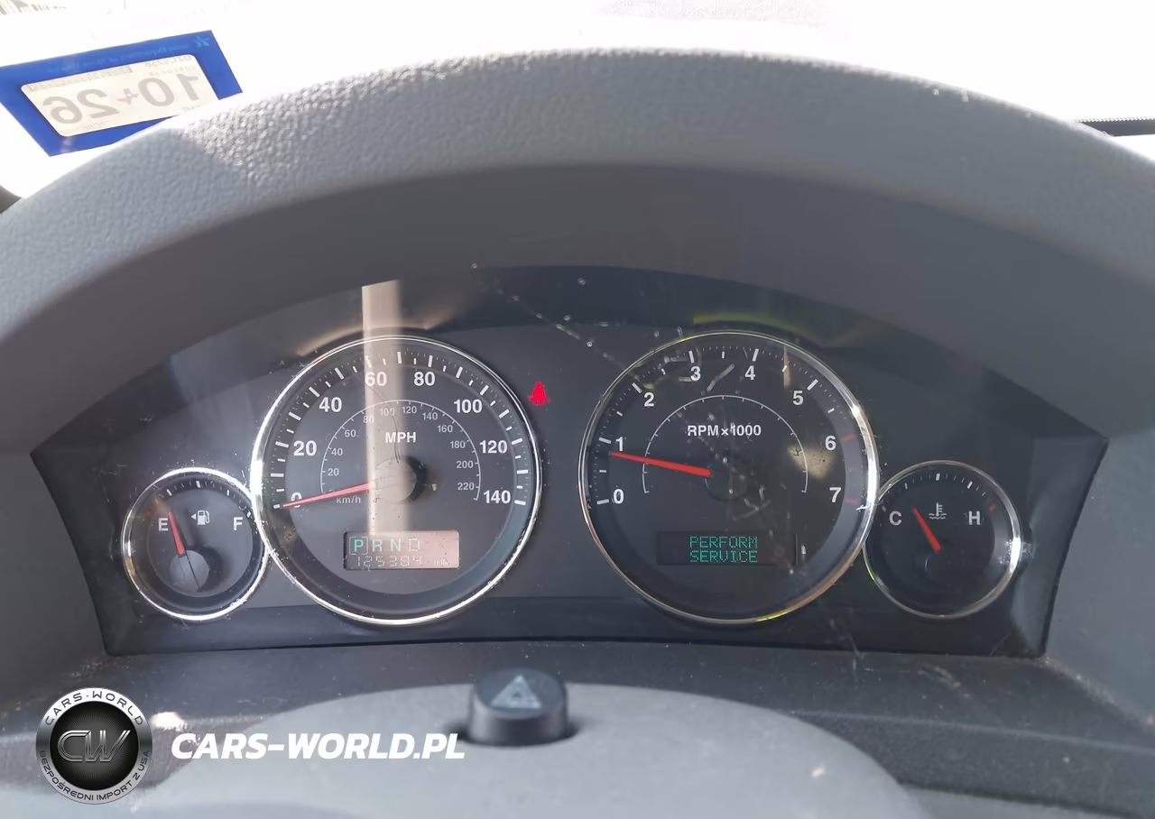 2007 Jeep Grand Cherokee Laredo VIN:1J8GS48K67C663452 - 7