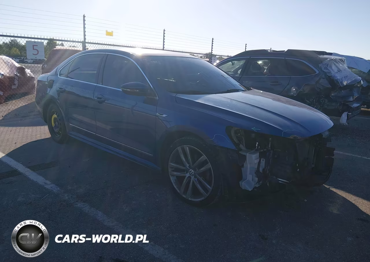 2017 Volkswagen Passat 1.8T R-Line