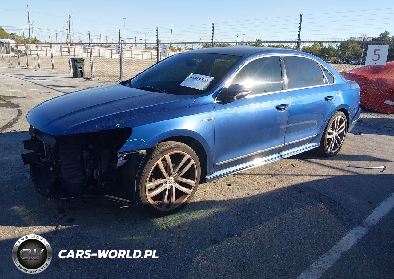 2017 Volkswagen Passat 1.8T R-Line VIN:1VWDT7A32HC037519 - 2