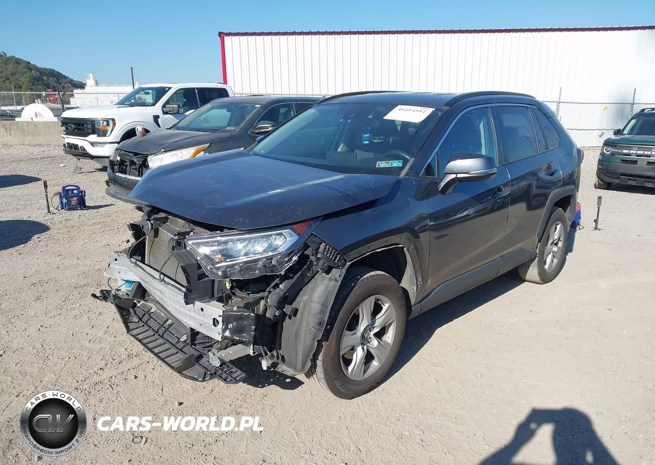 2020 Toyota Rav4 Xle VIN:2T3P1RFVXLC125933 - 2