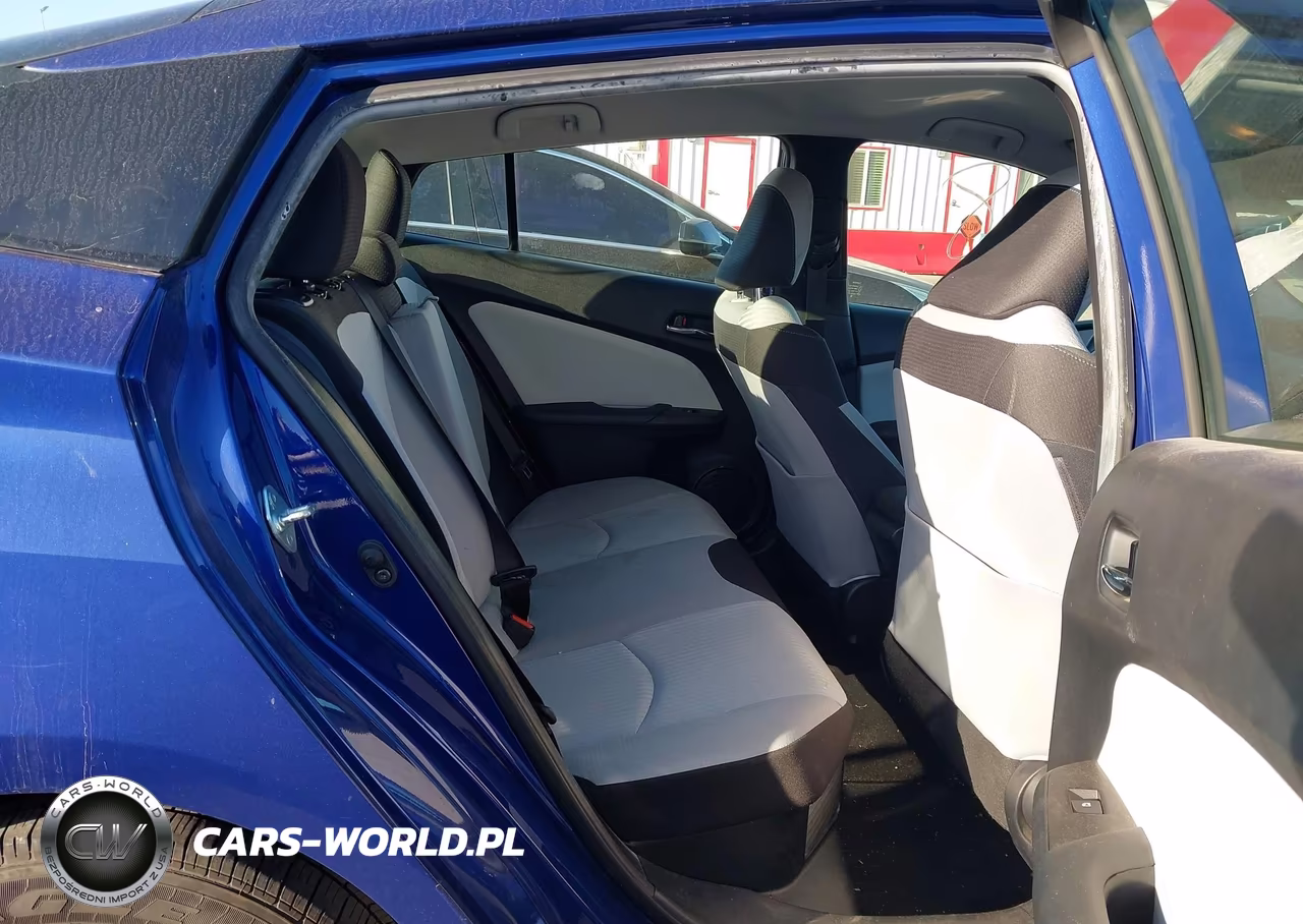 2016 Toyota Prius Two VIN:JTDKBRFU3G3516086 - 8