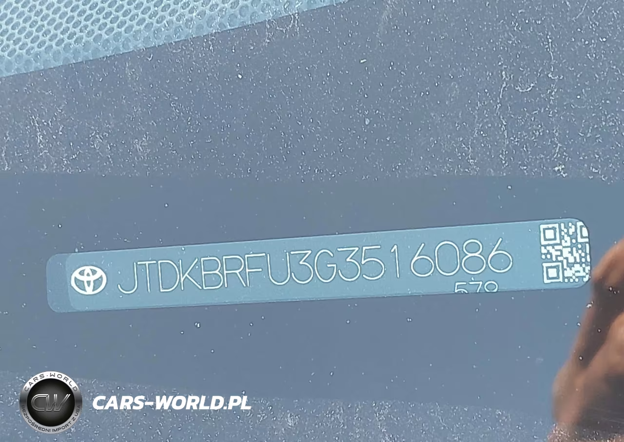 2016 Toyota Prius Two VIN:JTDKBRFU3G3516086 - 9