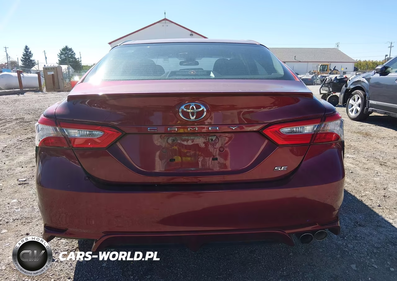 2018 Toyota Camry Se VIN:4T1B11HK6JU667405 - 16