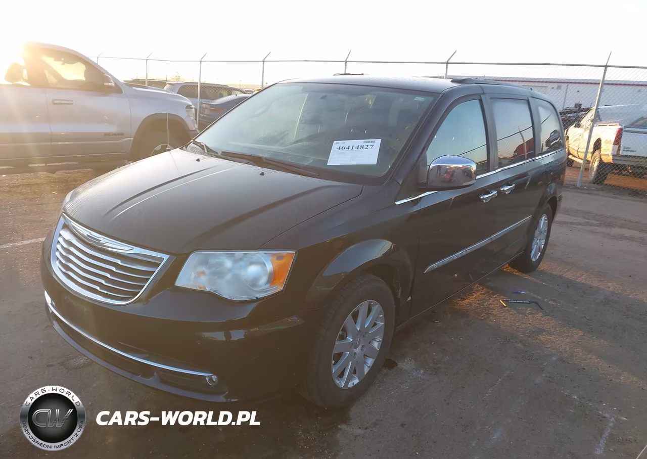 2011 Chrysler Town & Country Touring-L VIN:2A4RR8DG4BR746246 - 2