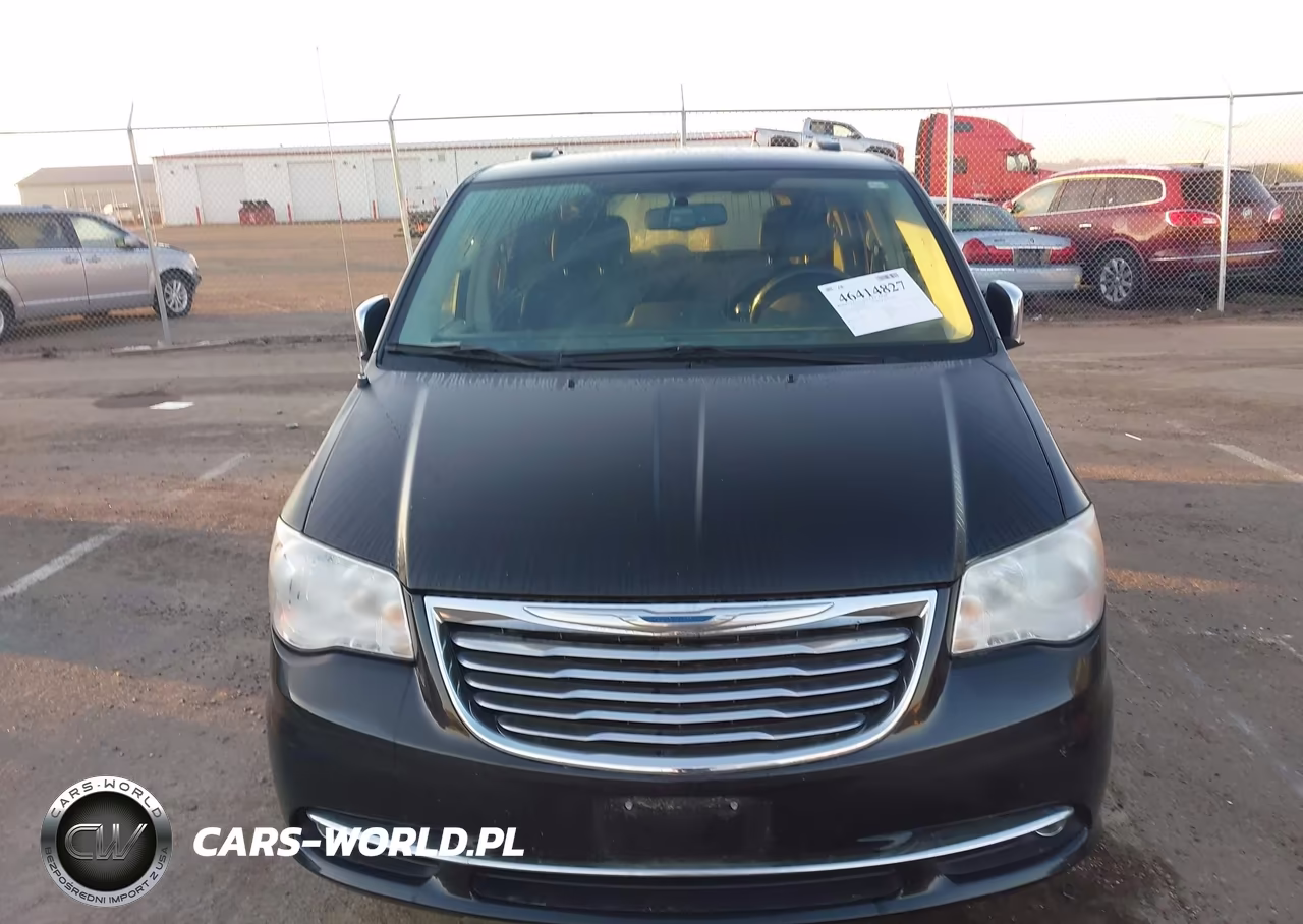 2011 Chrysler Town & Country Touring-L VIN:2A4RR8DG4BR746246 - 6
