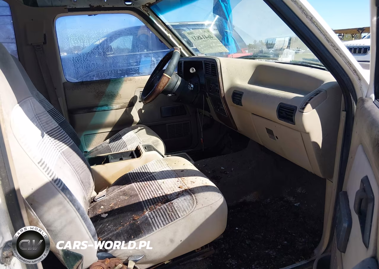 1989 Ford Bronco Ii VIN:1FMCU12T9KUC46728 - 5