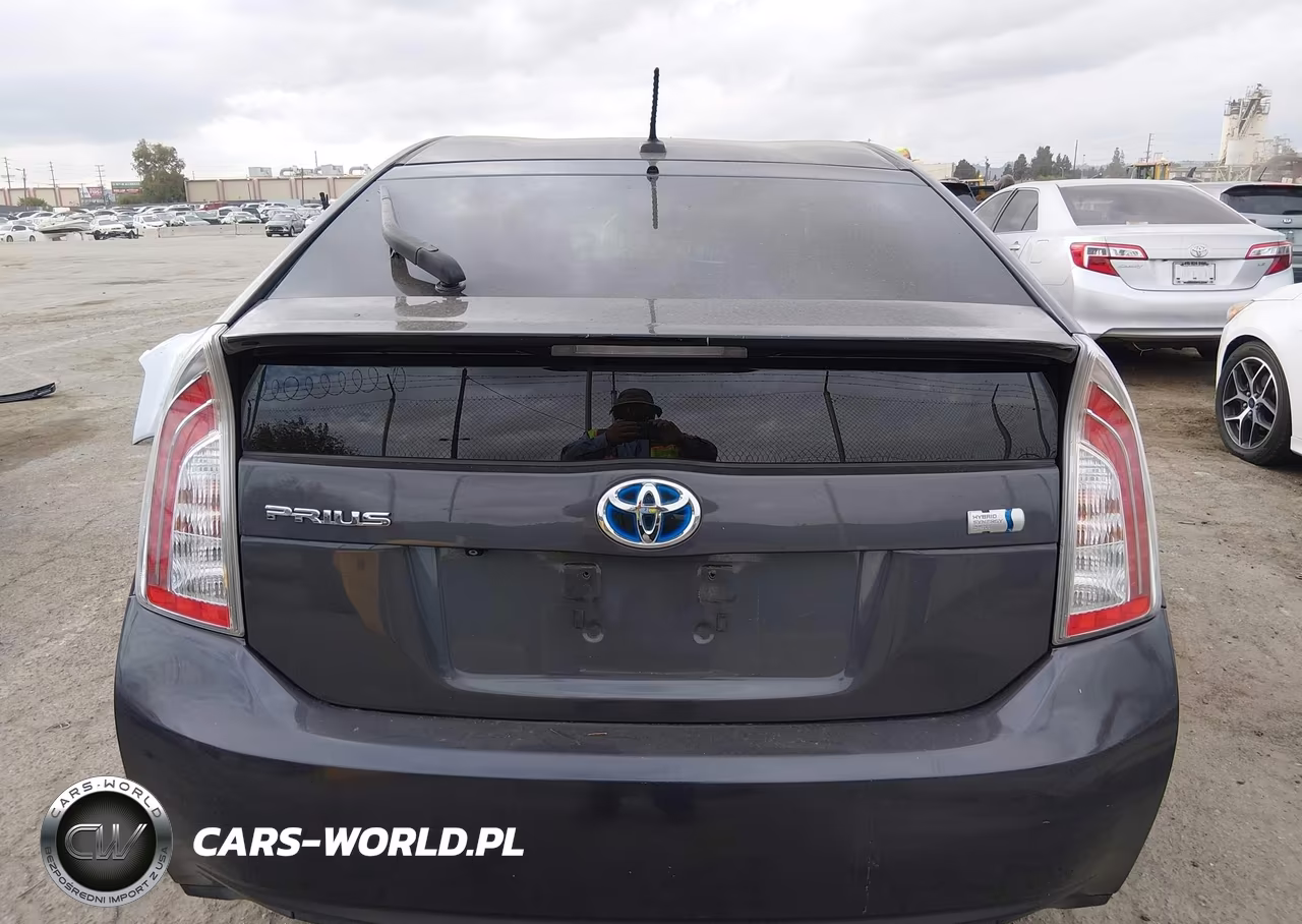 2012 Toyota Prius Three VIN:JTDKN3DU3C5426491 - 16