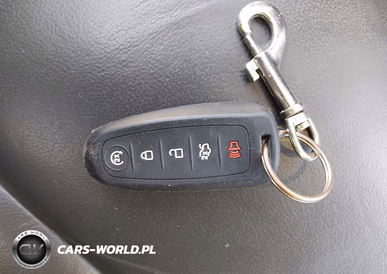 2015 Ford Escape Titanium VIN:1FMCU0JX3FUB47245 - 11