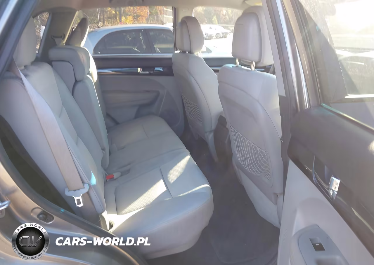 2013 Kia Sorento Lx V6 VIN:5XYKTDA22DG348728 - 8