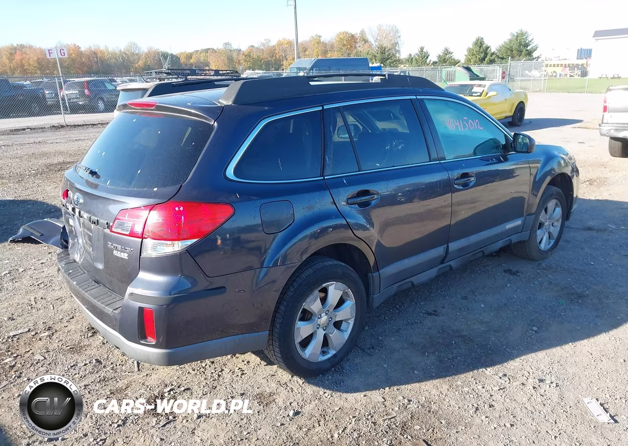 2010 Subaru Outback 2.5I Premium VIN:4S4BRBCC4A3326539 - 4