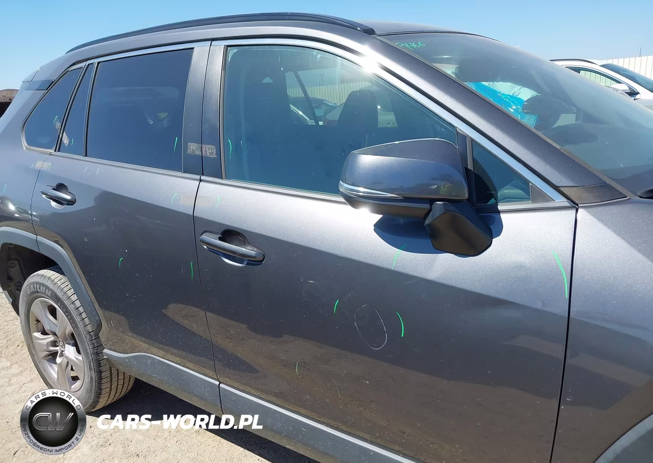 2023 Toyota Rav4 Xle VIN:2T3W1RFV3PW257139 - 17
