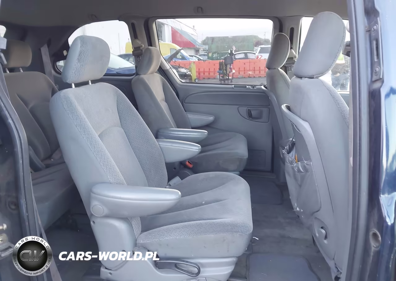 2006 Chrysler Town & Country VIN:1A4GP45R06B598073 - 8
