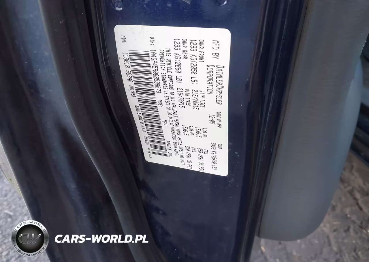 2006 Chrysler Town & Country VIN:1A4GP45R06B598073 - 9
