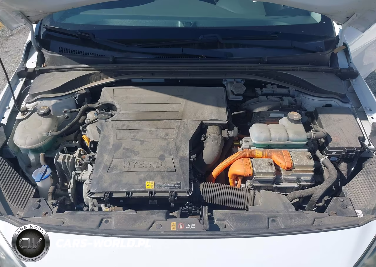 2018 Hyundai Ioniq Hybrid Blue VIN:KMHC65LC2JU099585 - 10