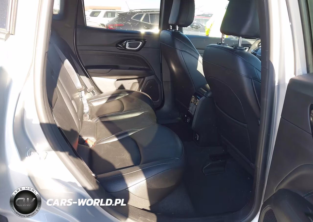 2026 Jeep Compass Limited Altitude VIN:3C4NJDCN9TT184041 - 8