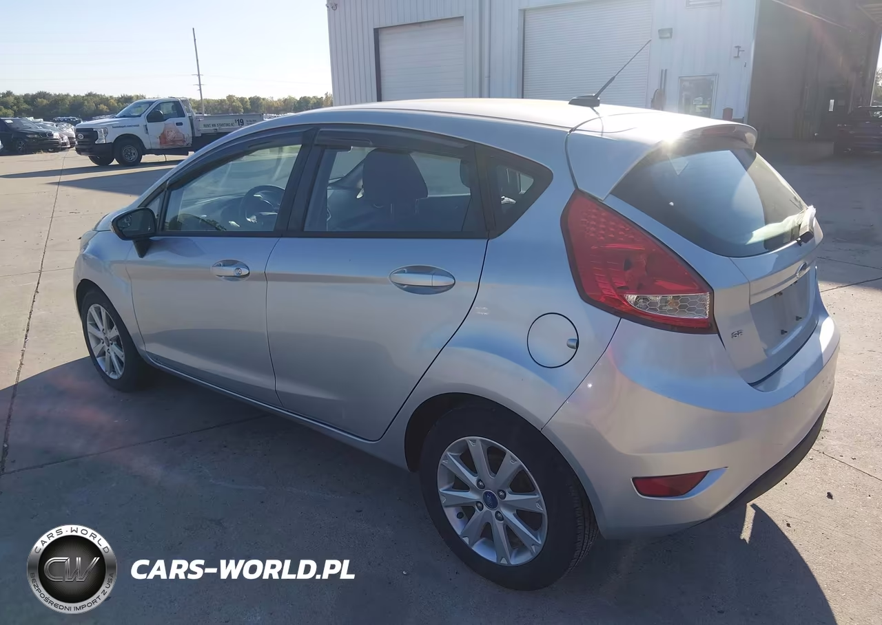 2013 Ford Fiesta Se VIN:3FADP4EJ4DM177052 - 3