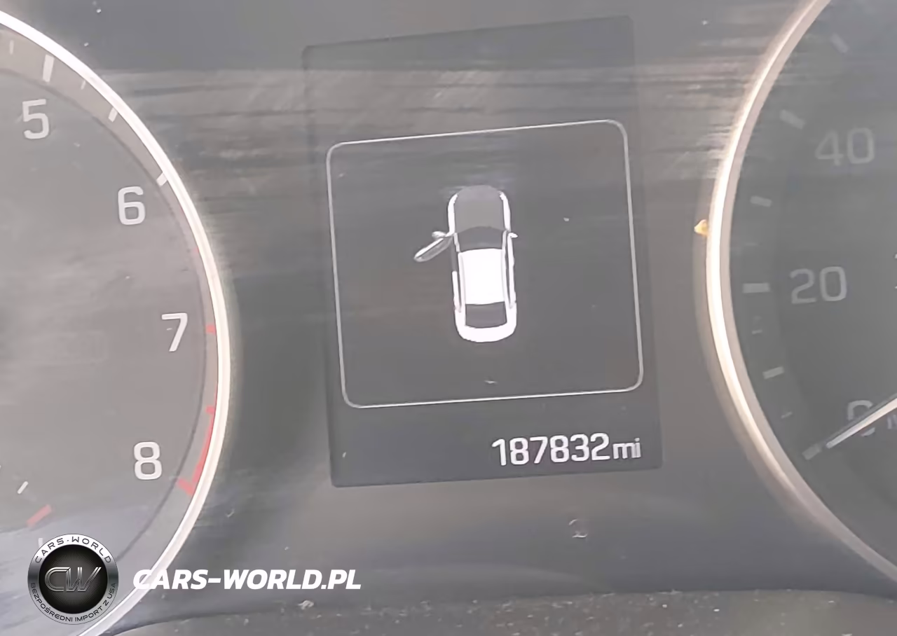 2018 Hyundai Elantra Sel VIN:5NPD84LF9JH214376 - 15