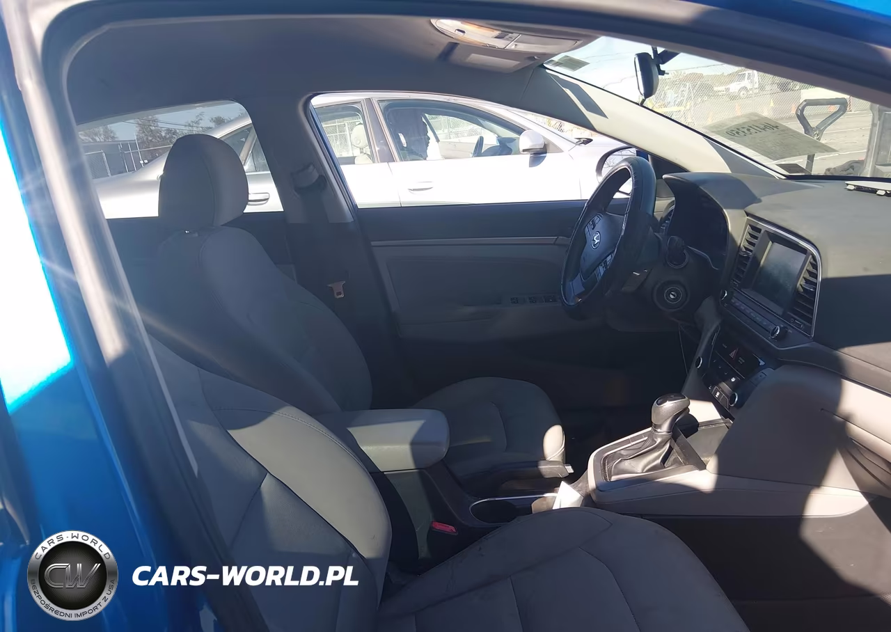 2018 Hyundai Elantra Sel VIN:5NPD84LF9JH214376 - 5