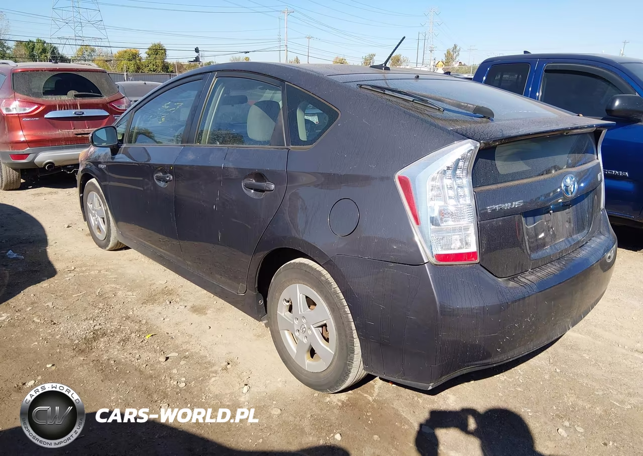 2011 Toyota Prius Three VIN:JTDKN3DU1B1372422 - 3