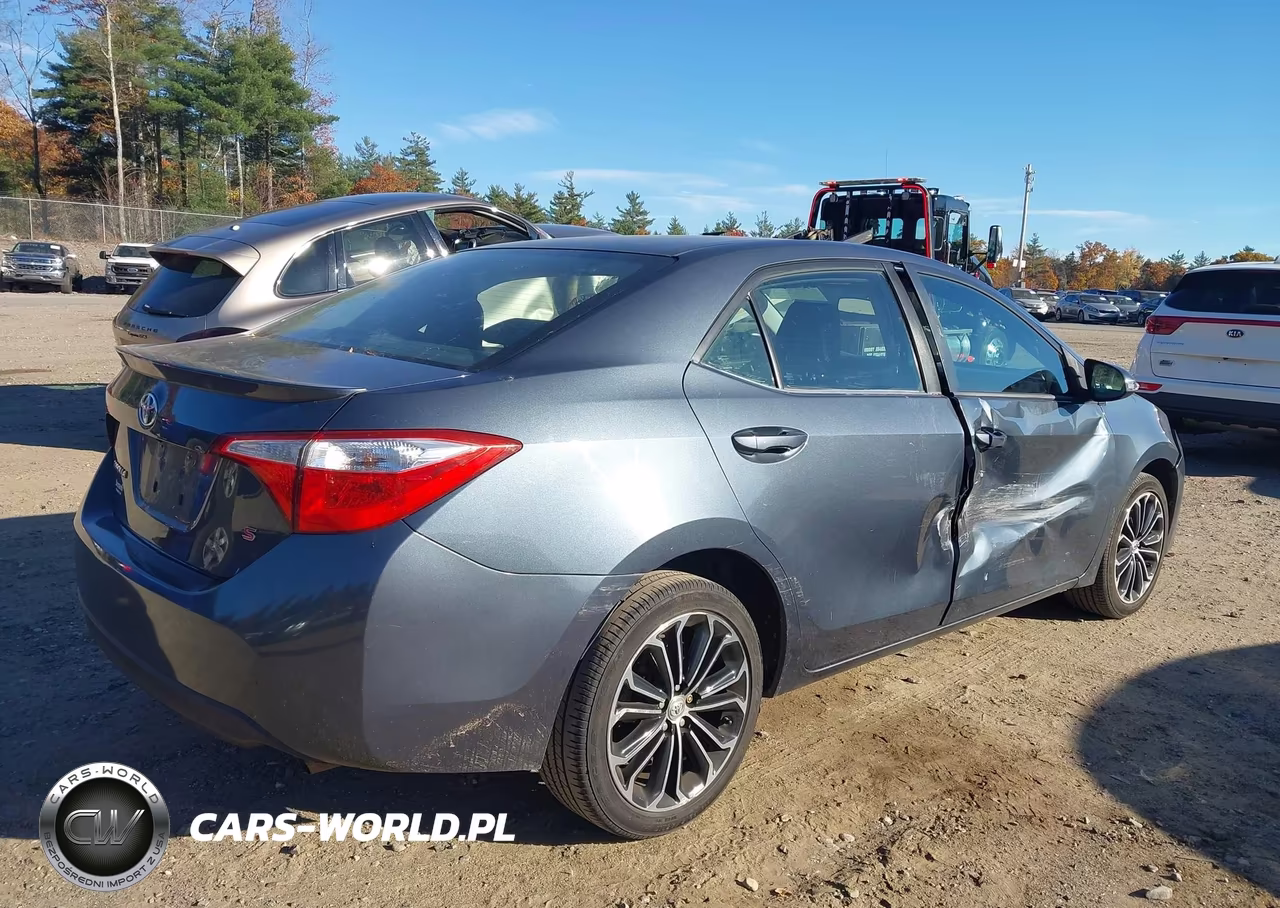 2015 Toyota Corolla S Plus VIN:2T1BURHE9FC331756 - 4