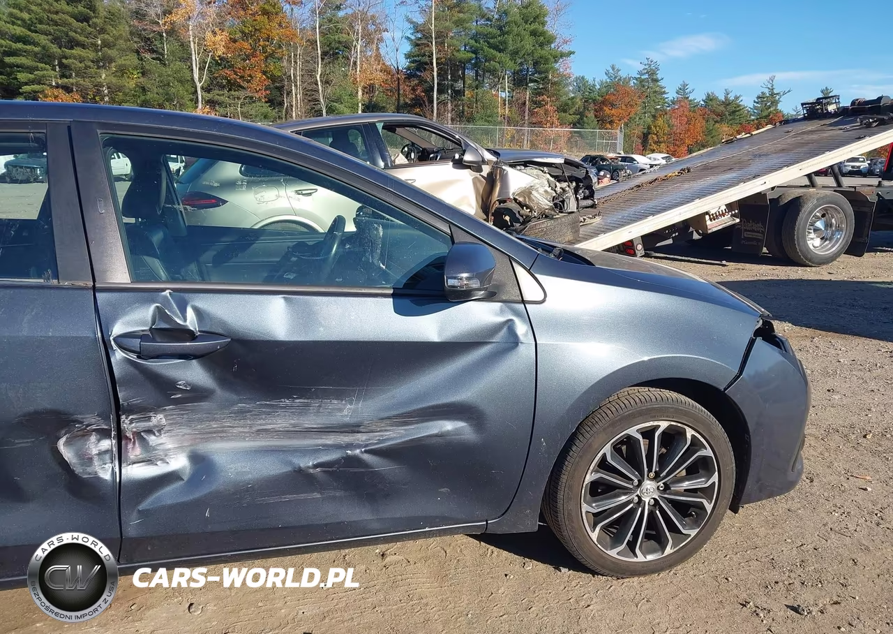 2015 Toyota Corolla S Plus VIN:2T1BURHE9FC331756 - 6