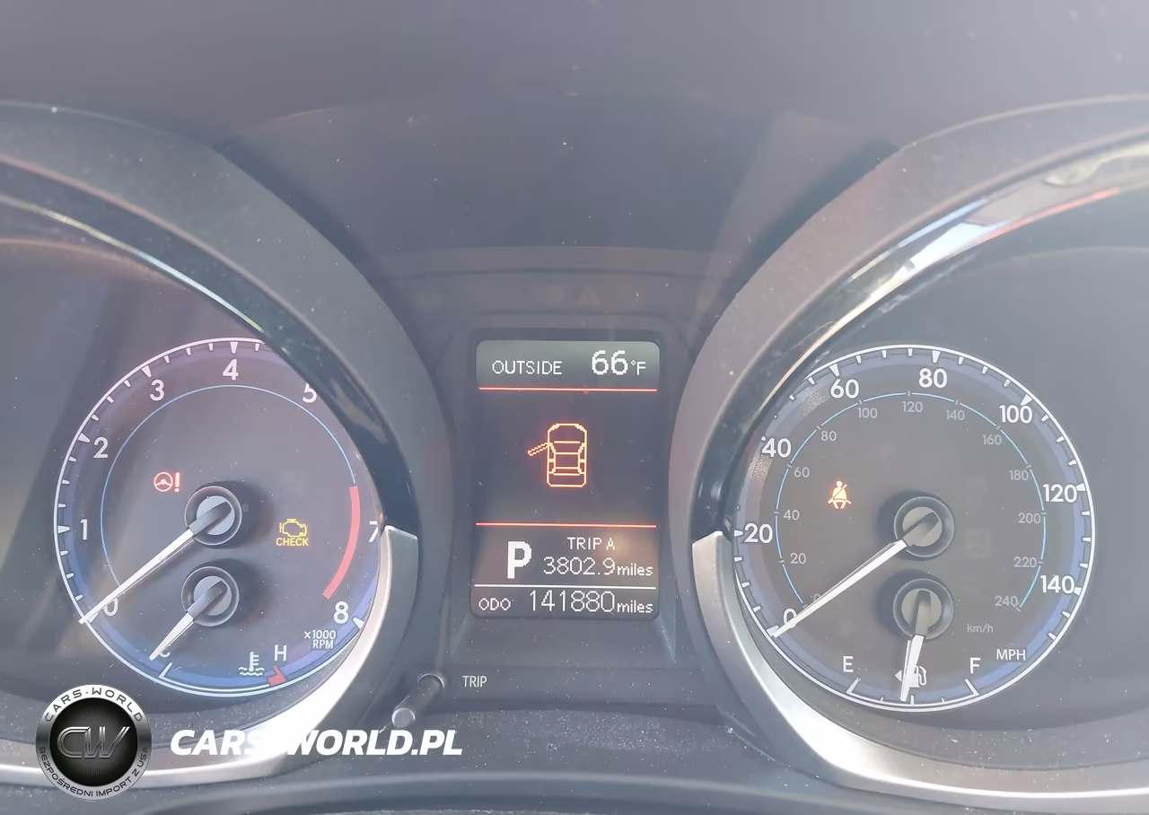 2015 Toyota Corolla S Plus VIN:2T1BURHE9FC331756 - 7