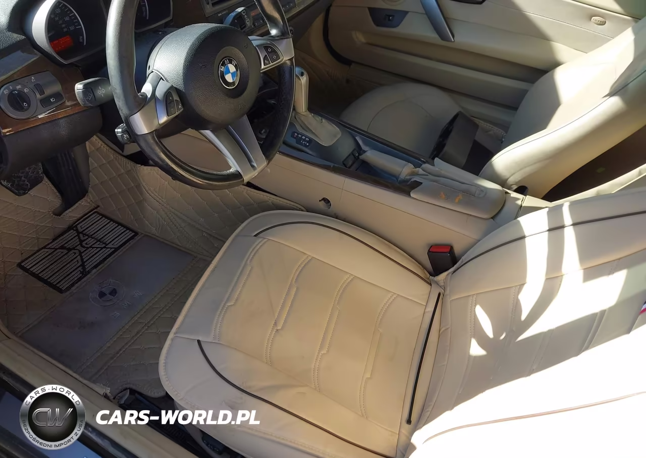 2004 BMW Z4 3.0I VIN:4USBT53404LU06239 - 5