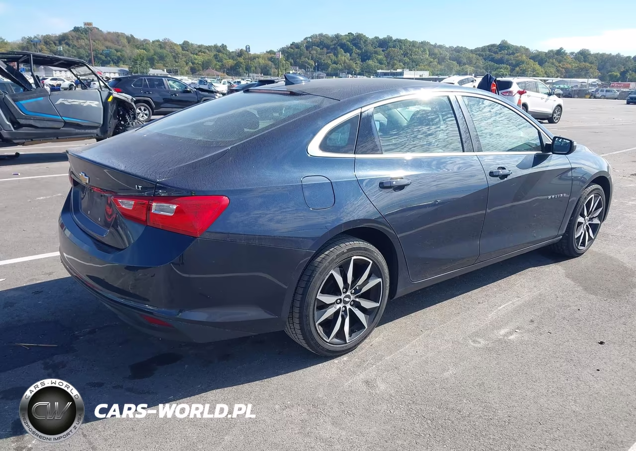 2017 Chevrolet Malibu 1Lt VIN:1G1ZE5ST6HF270946 - 4