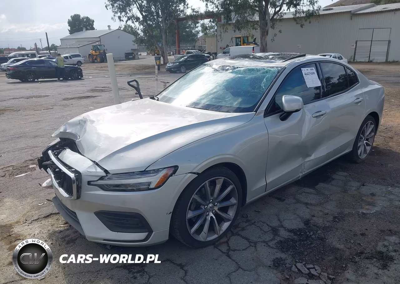 2019 Volvo S60 T5 Momentum VIN:7JR102FK7KG001067 - 2