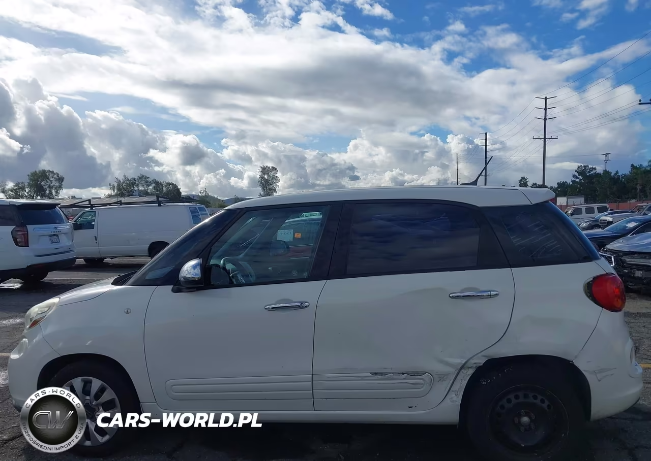 2015 Fiat 500L Pop VIN:ZFBCFAAH8FZ031431 - 6