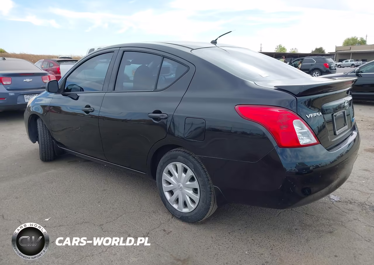 2014 Nissan Versa 1.6 S+ VIN:3N1CN7AP4EL846812 - 3