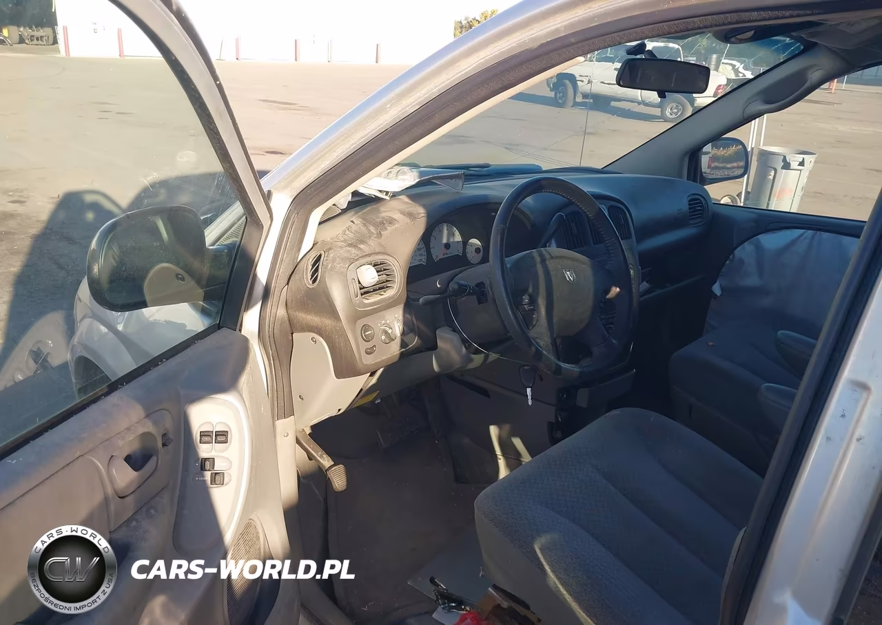 2005 Dodge Grand Caravan VIN:2D4GP44L15R561619 - 5