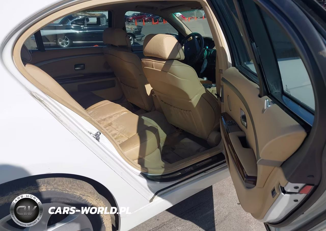 2006 BMW 750Li VIN:WBAHN83586DT26900 - 8