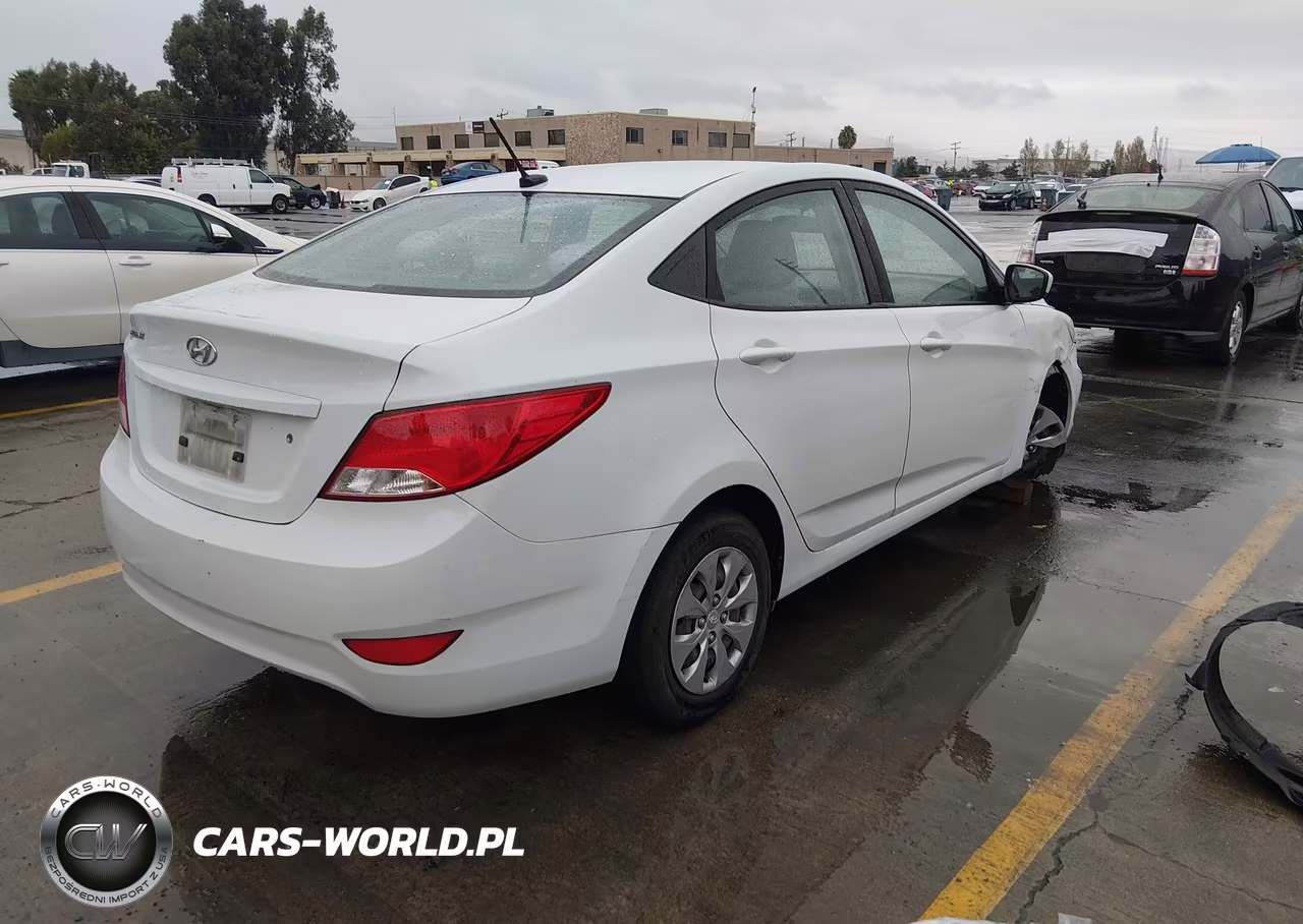 2017 Hyundai Accent Se VIN:KMHCT4AE0HU377417 - 4