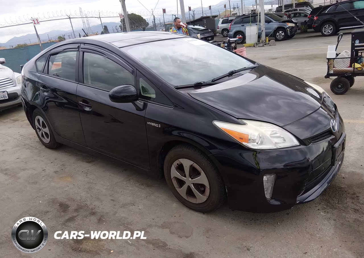2013 Toyota Prius Three
