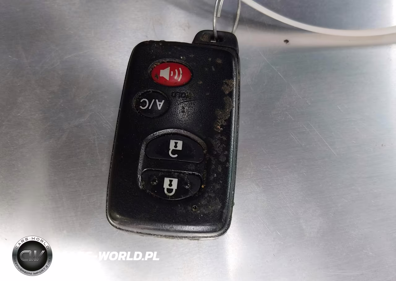 2013 Toyota Prius Three VIN:JTDKN3DU4D5607858 - 11