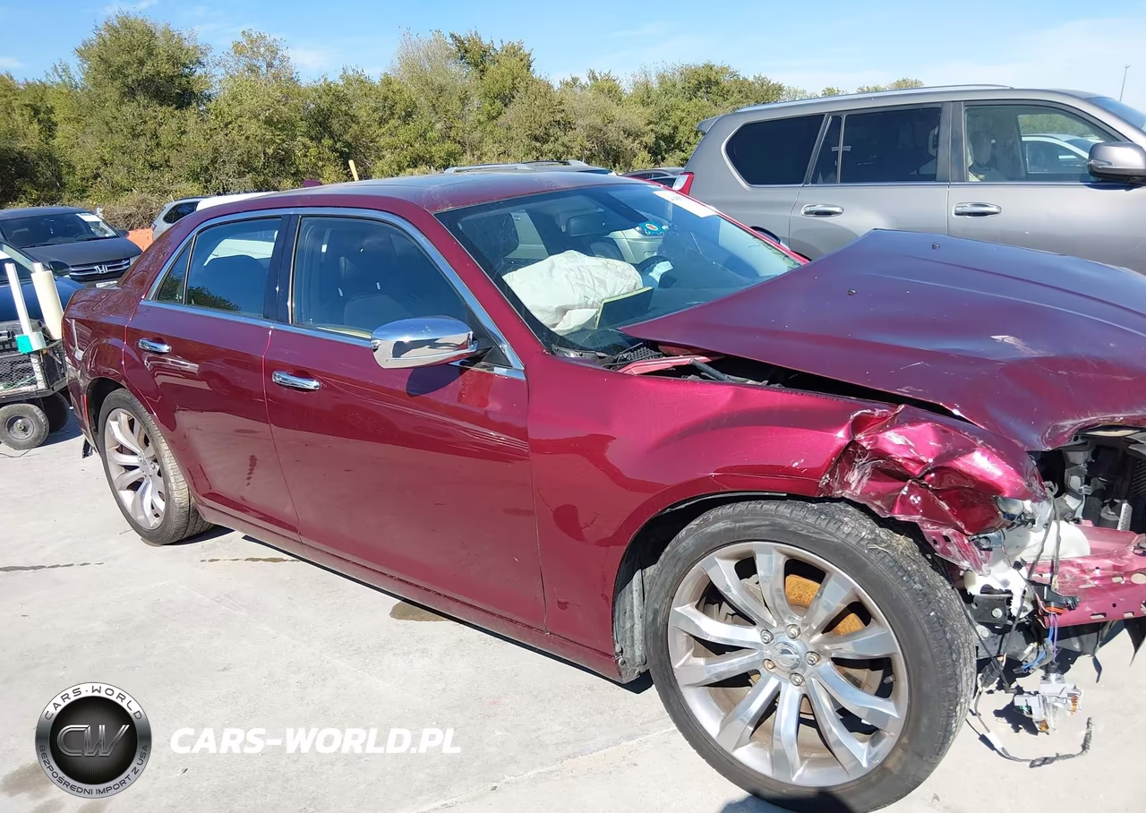 2019 Chrysler 300 Limited VIN:2C3CCAEG3KH533530 - 13