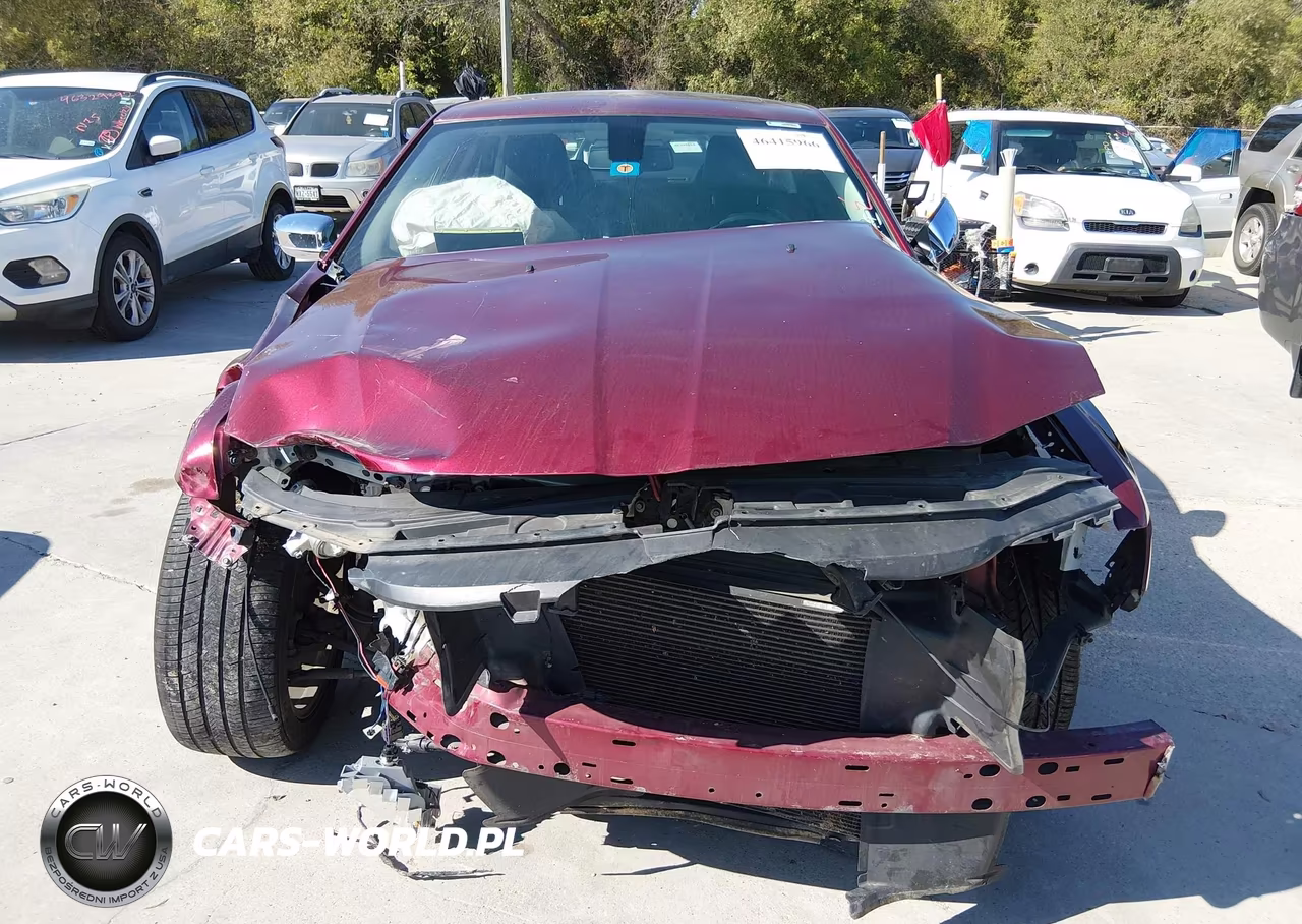 2019 Chrysler 300 Limited VIN:2C3CCAEG3KH533530 - 6