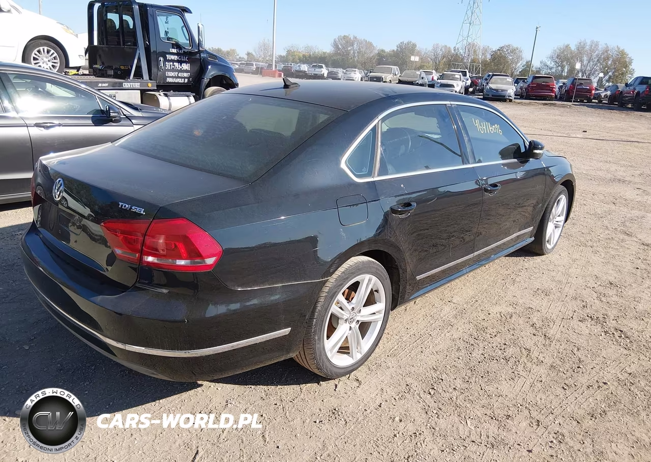 2013 Volkswagen Passat 2.0L Tdi Sel Premium VIN:1VWCN7A33DC010393 - 4