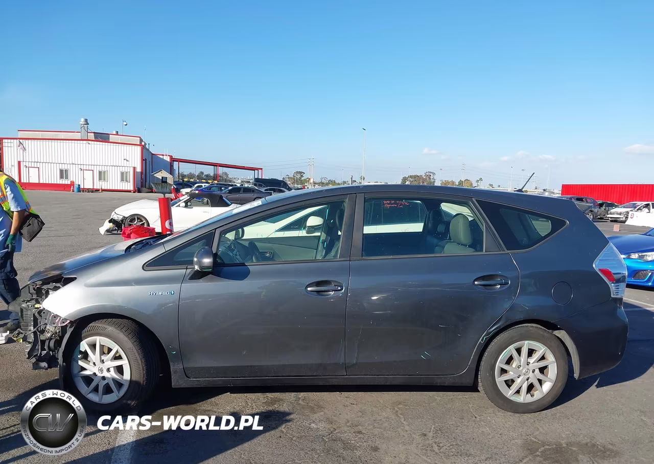 2012 Toyota Prius V Two VIN:JTDZN3EUXC3127086 - 15