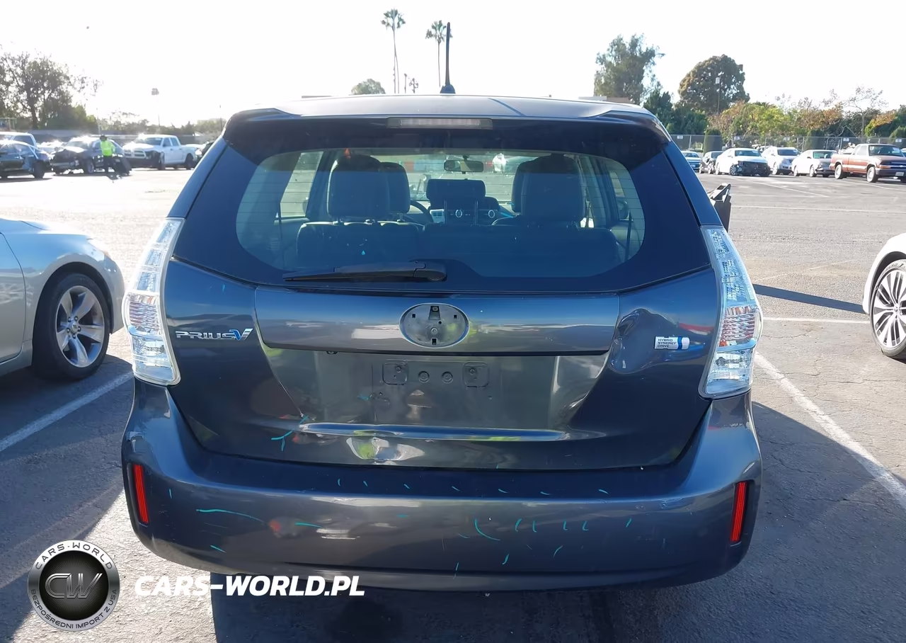 2012 Toyota Prius V Two VIN:JTDZN3EUXC3127086 - 17
