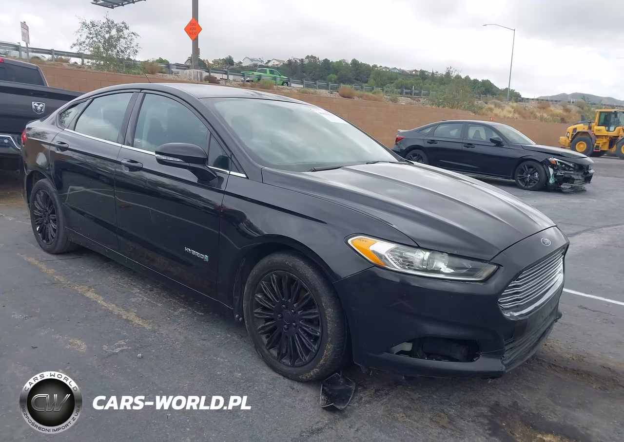 2013 Ford Fusion Hybrid Se
