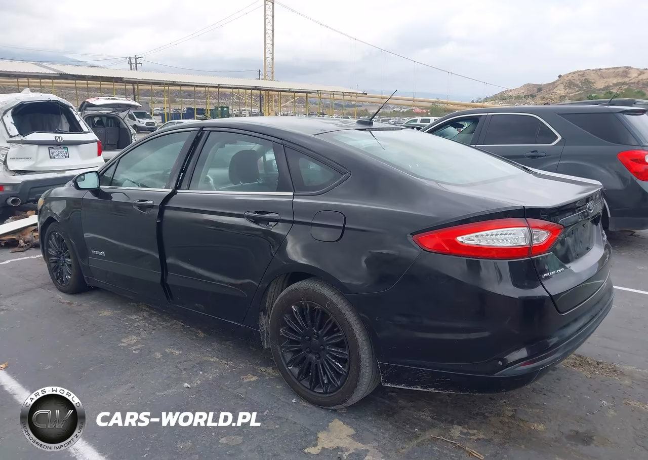 2013 Ford Fusion Hybrid Se VIN:3FA6P0LU6DR163932 - 3