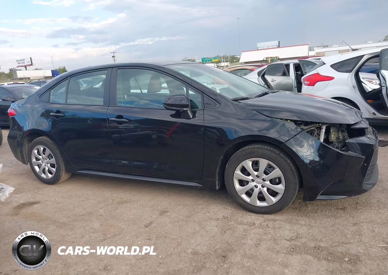 2026 Toyota Corolla Le VIN:5YFB4MDE5TP381221 - 13